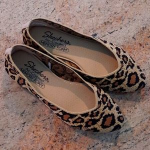 Skechers cheetah print women's size 6 NWOT